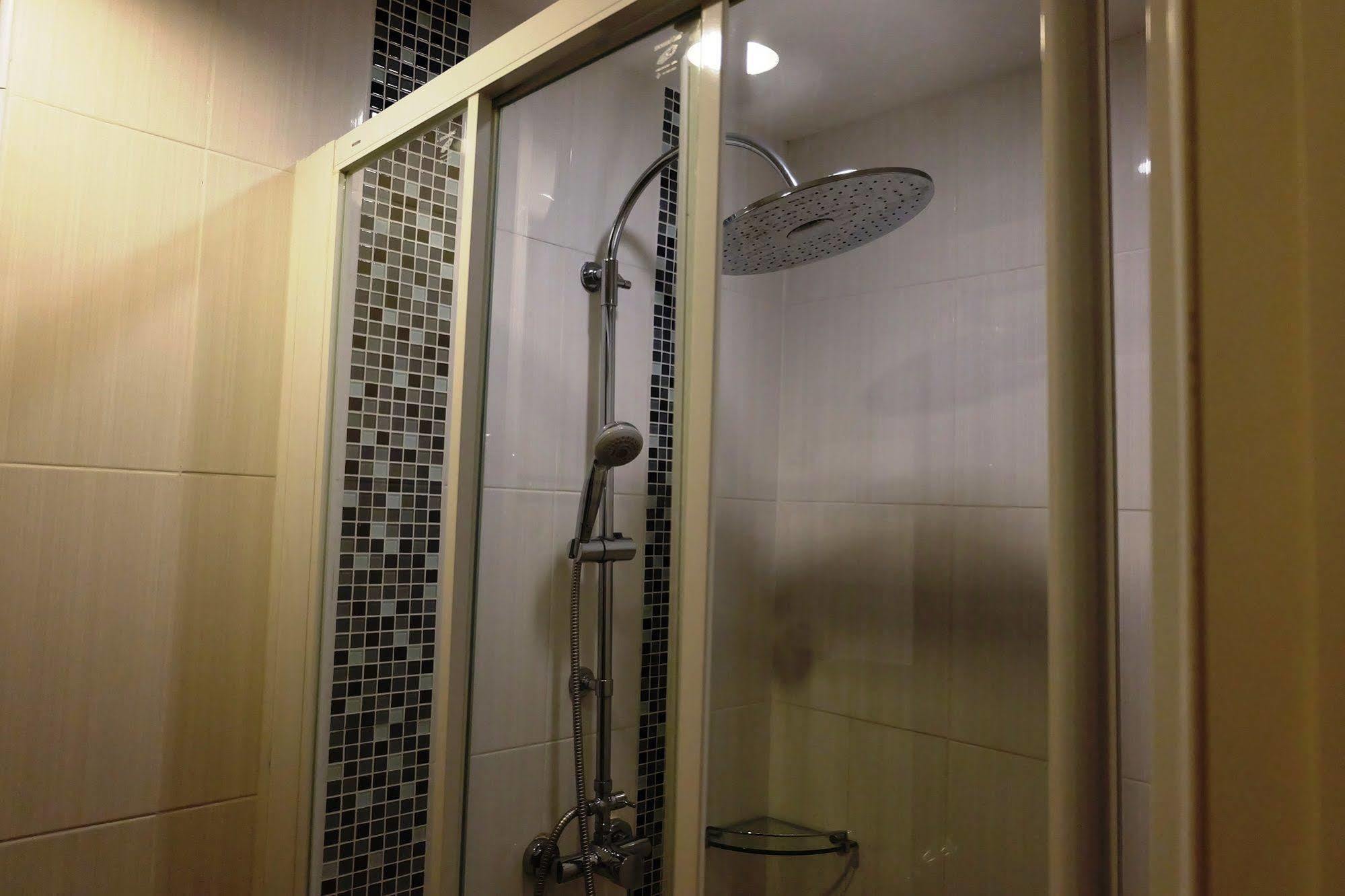 Cozy@9Hotel&Kitchen Bangkok Extérieur photo