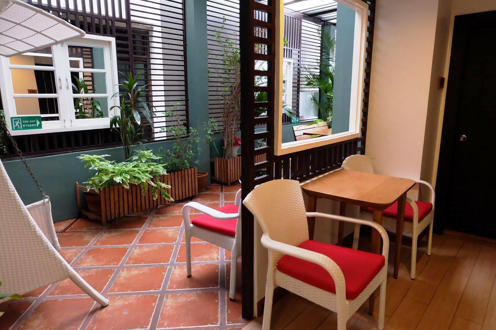 Cozy@9Hotel&Kitchen Bangkok Extérieur photo